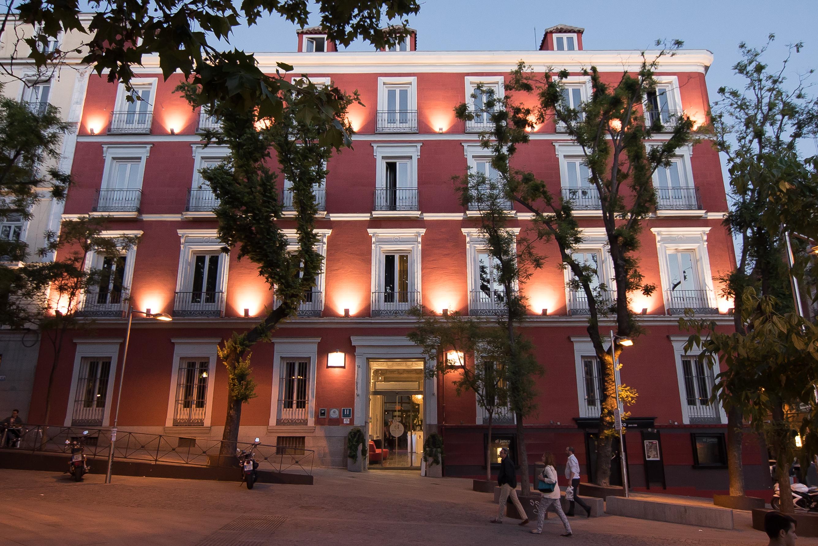Petit Palace Santa Barbara Madrid Eksteriør billede